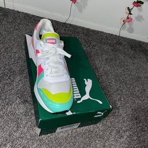 Puma Sneakers
